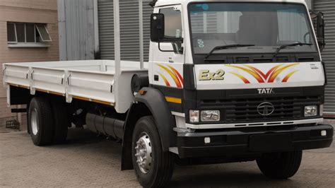tata lpt   truck chassis cab trucks trucks  sale  gauteng