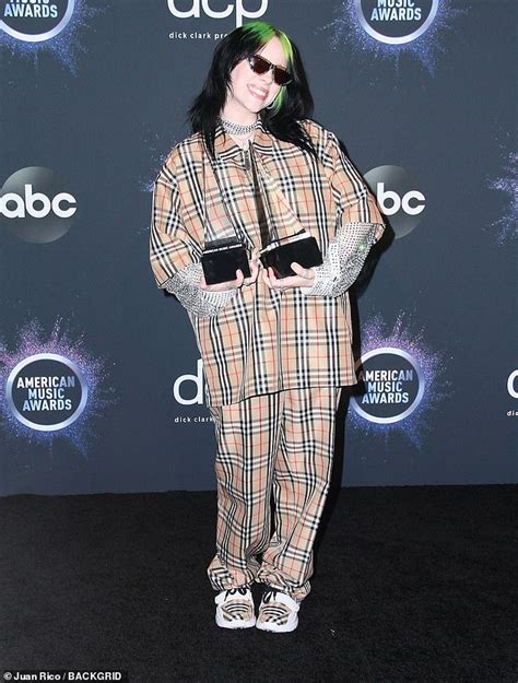 american music awards 2019 billie eilish sets the stage