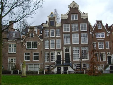 het begijnhof  amsterdam