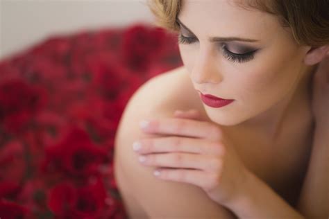 boudoir photography in a nutshell learn tips and tricks