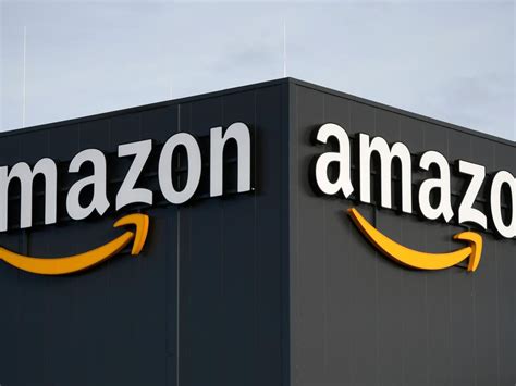 amazon australia  retail giant opens delivery hub  frenchs forest daily telegraph