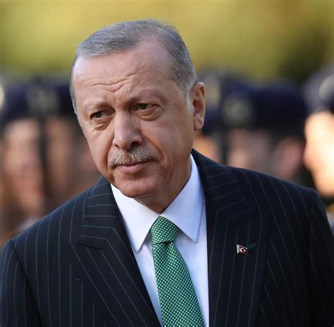 erdogans rabia geste abdel hakim ourghi erklaert die bedeutung welt