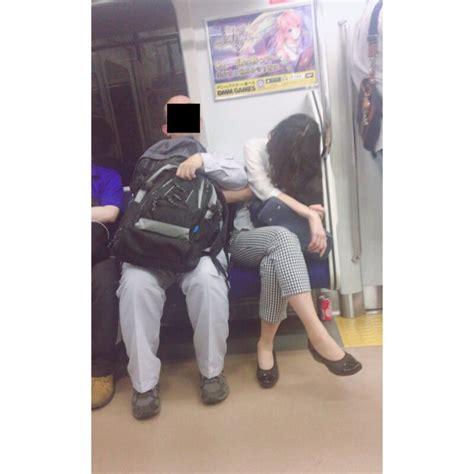 【画像】女さん「バカなハゲが電車で堂々と痴漢してるから晒す」