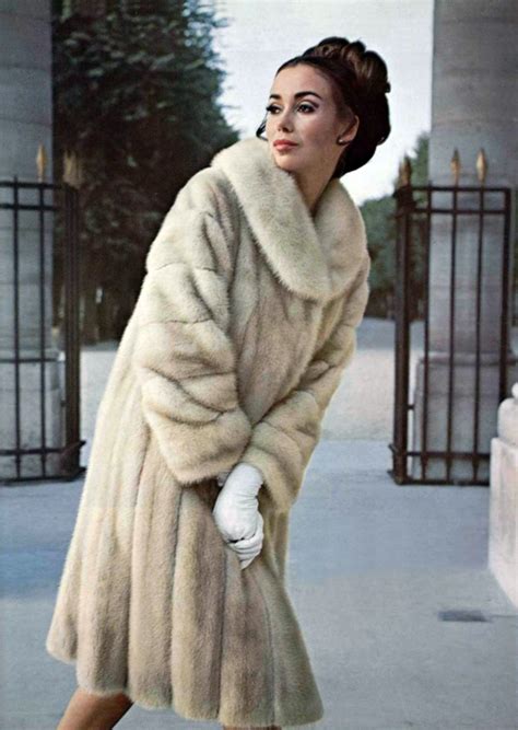lofficiel magazine  fur coat sixties fashion retro fashion vintage fashion petite