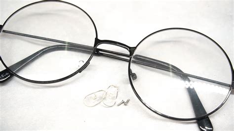 emergency broken glasses repair adelaide city optometrist