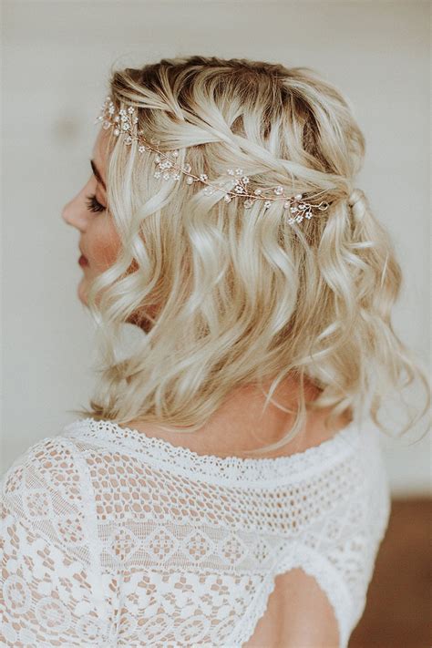 wedding hairstyles for short hair chwv