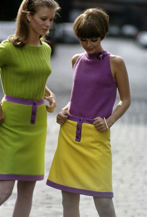 18 Style Mistakes We All Made In The 60s Bad Fashion Trend 60s