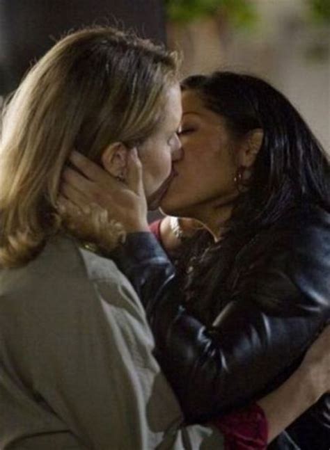 The Most Famous Lesbian Kisses 44 Pics