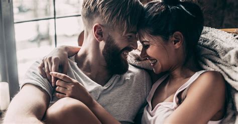 what does a healthy relationship look like experts weigh in huffpost