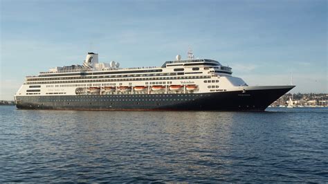 holland america s volendam cruise ship take a photo tour