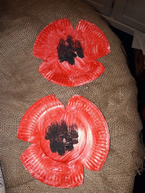 pin  face painting  irene  remembrance poppy craft poppy craft