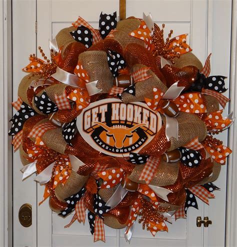 University Of Texas Ut Longhorns Deco Mesh Wreath W Burlap Ut