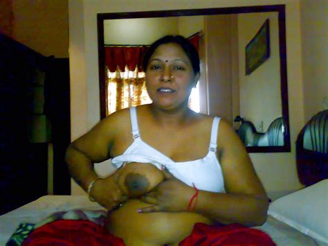 Mature Maya Aunty Indian Desi Porn Set 3 5 10 Pics