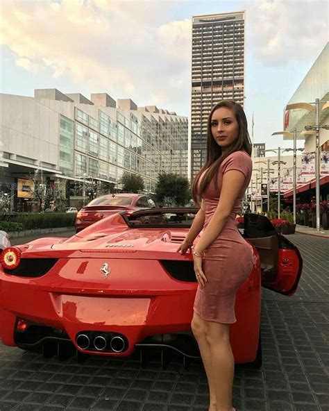 Pin De Jose Guillen Em Ferrari Models Mulheres E Carros Garotas