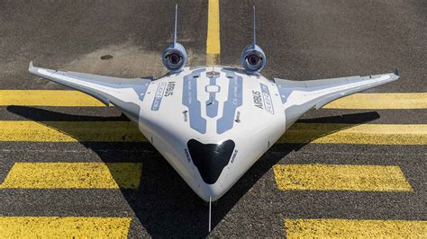 airbus vision  future passenger jet   flying wing