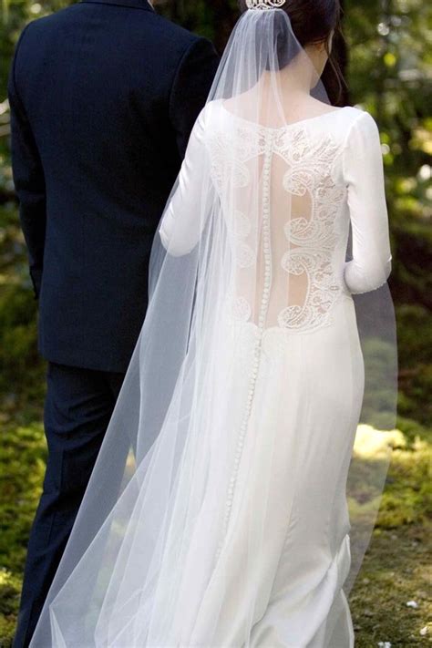 first photos of bella s breaking dawn wedding dress bridalguide