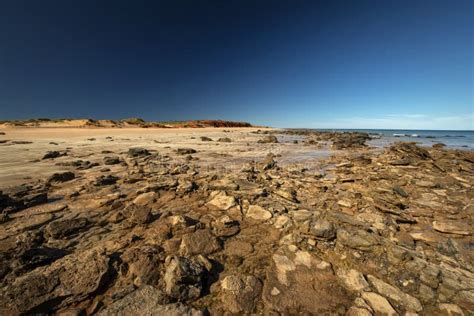 western australia coast   dampier peninsula  rocky shore