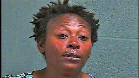 Police Woman Arrested For Exposing Herself Near Oklahoma City Library