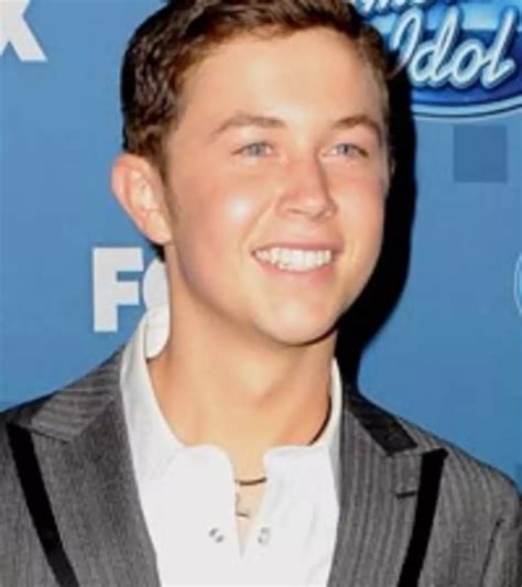 scotty mccreery breaks  year chart record