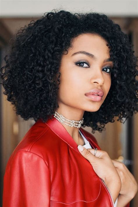 35 Natural Hairstyles To Glam Up Your Look Haircuts And Hairstyles 2020
