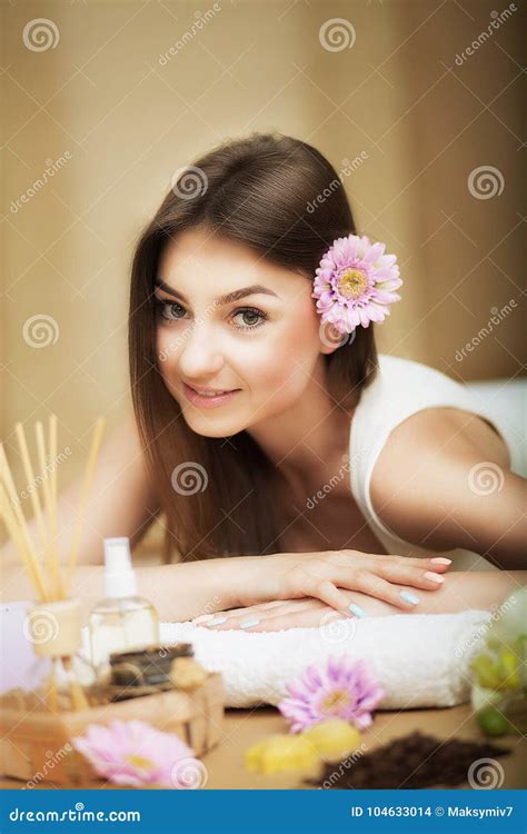 woman   spa healthy lifestyle  relaxation concept  beautiful