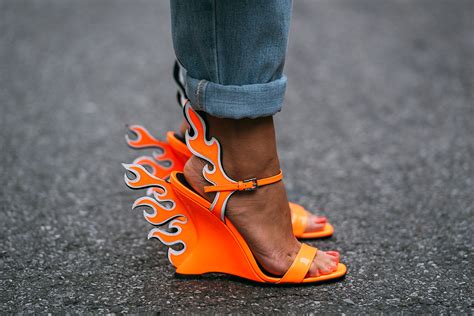 top 79 imagen prada heels with flames thcshoanghoatham vn