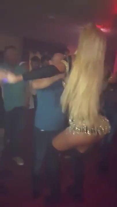dancing in club loredana chivu 2 free porn 2f xhamster de