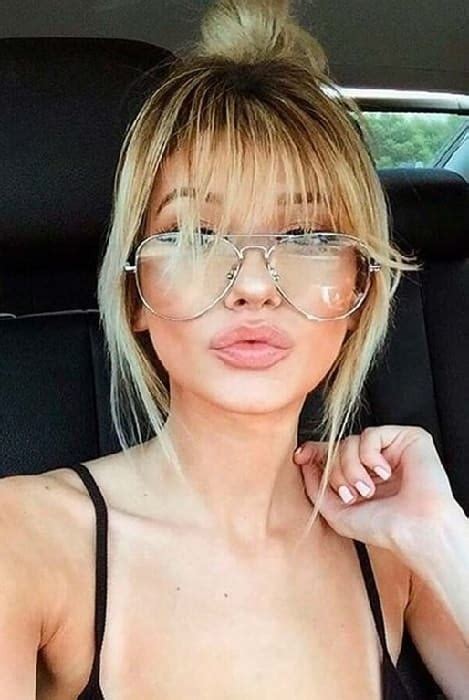 23 Captivating Hairstyles With Bangs And Glasses For Women