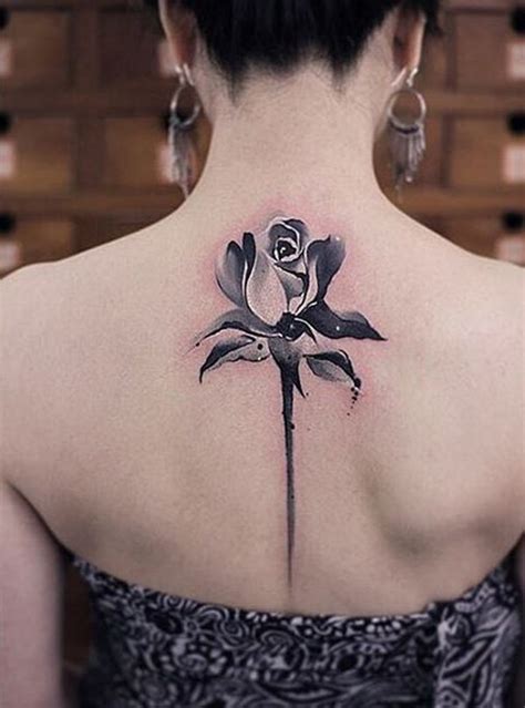 36 best and awesome spine tattoos for women dzine mag