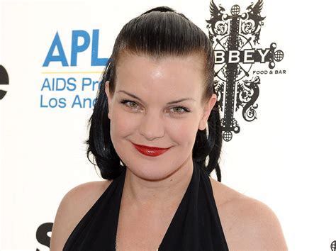 pauley perrette lost all feeling on one side of her body after stroke
