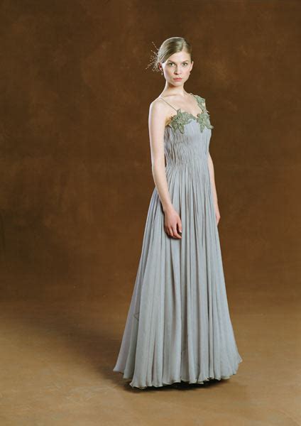 Fleur Delacour S Dress Robes Harry Potter Wiki Fandom