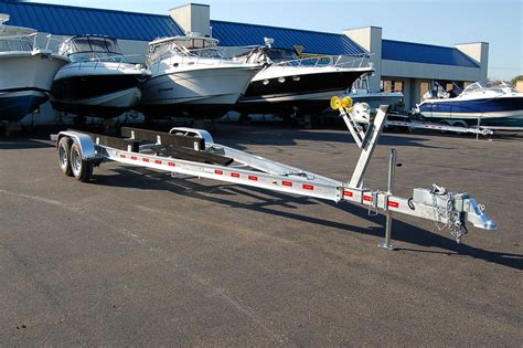 venture vatb  boat trailer fits  ft aluminum tandem axle   sale  east