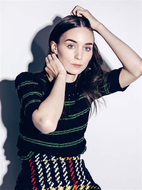 Rooney Mara Wears Her Provocative Part Well In ‘carol’ The New York Times