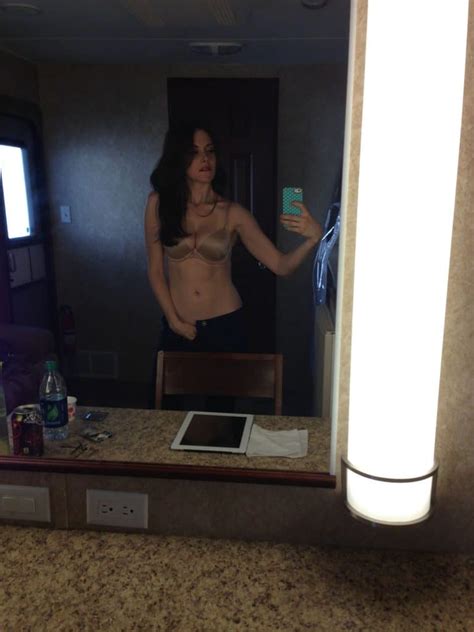 alison brie s private photos from fappening 2 0 celebs unmasked