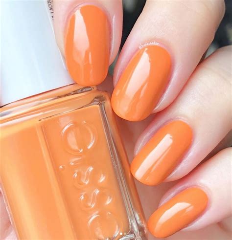 fall  nyc  perfect pumpkin orange nail polish shade    essie fall