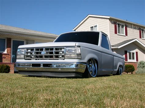lowered ford truck picture  dropped ford truck picture