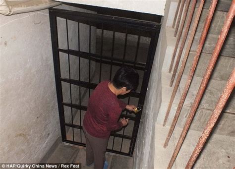 killer li hao who kept sex slaves in home made dungeon executed in