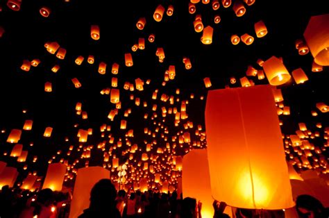 Let Go Of A Floating Lantern In Thailand Things To Do Before You Die