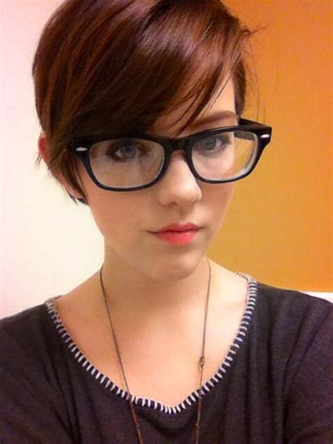[found]cutie with glasses shorthairedhotties