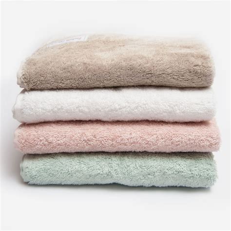 fluffy towels   isabellerose