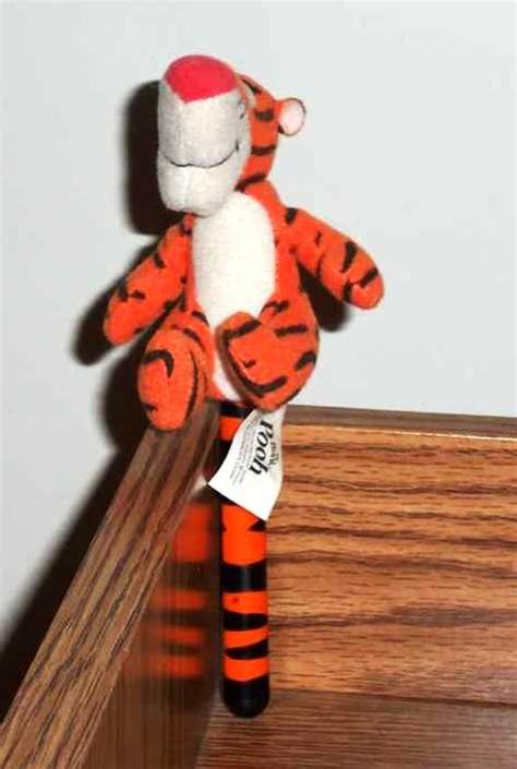 mcdonald s the book of pooh tigger pen happy meal toy loose