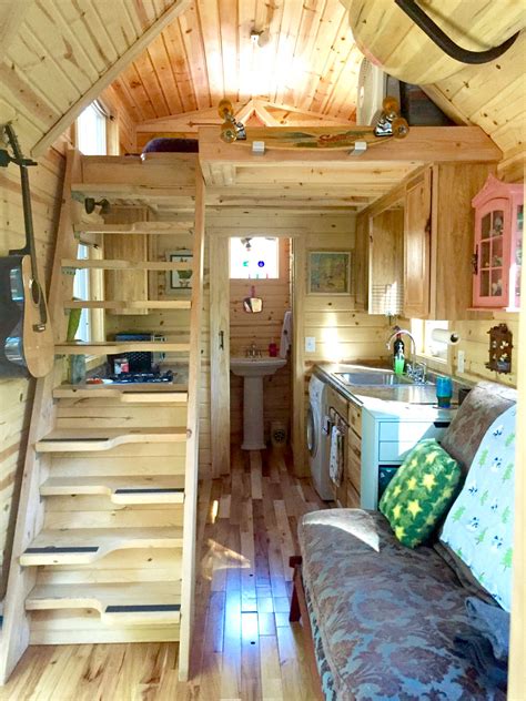 nickis colorful victorian tiny house   year