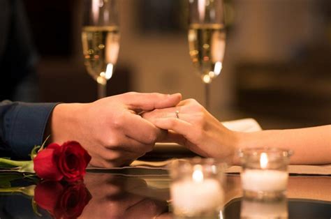 6 Rekomendasi Kado Untuk Suami Di Hari Anniversary Pertama