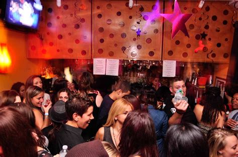 lesbian bars in nyc for the best queer parties and dancing