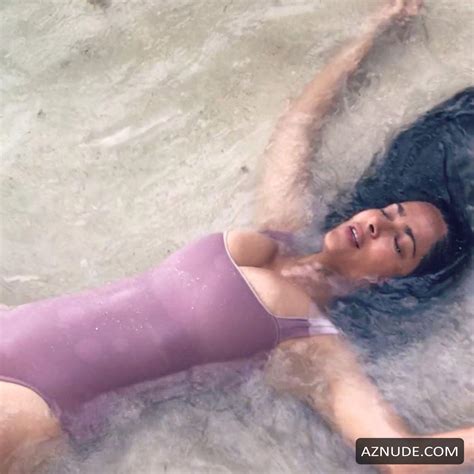 Salma Hayek Puts On A Busty Display As She Almost Drowns