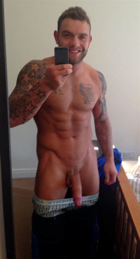 Muscle Man With A Large Uncut Penis Nude Amateur Guys