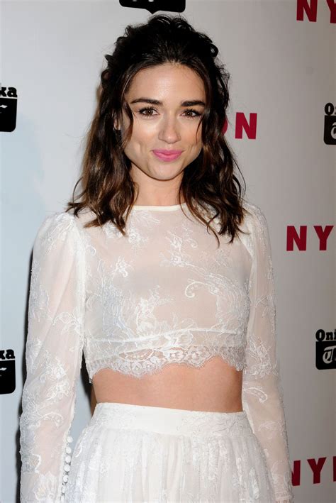 crystal reed biography height life story super stars bio