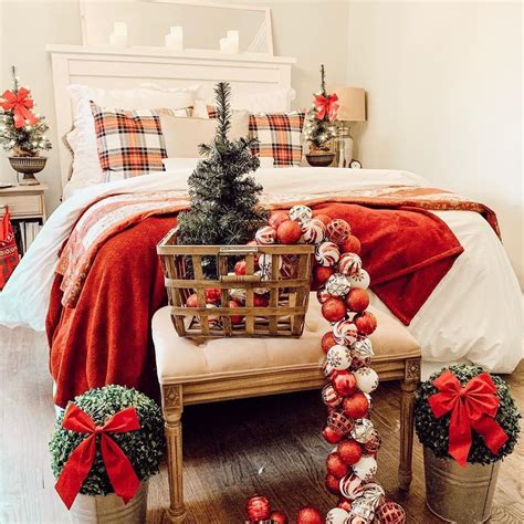 inspiring bedroom decoration ideas  christmas tree magzhouse