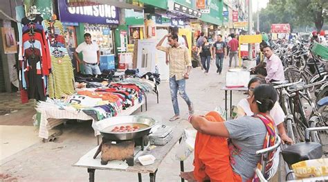 lakh street vendors applied  micro credit scheme govt india news  indian express