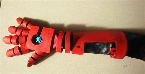 Tord S Robot Arm Cosplay Eddsworld By Geekypaws On